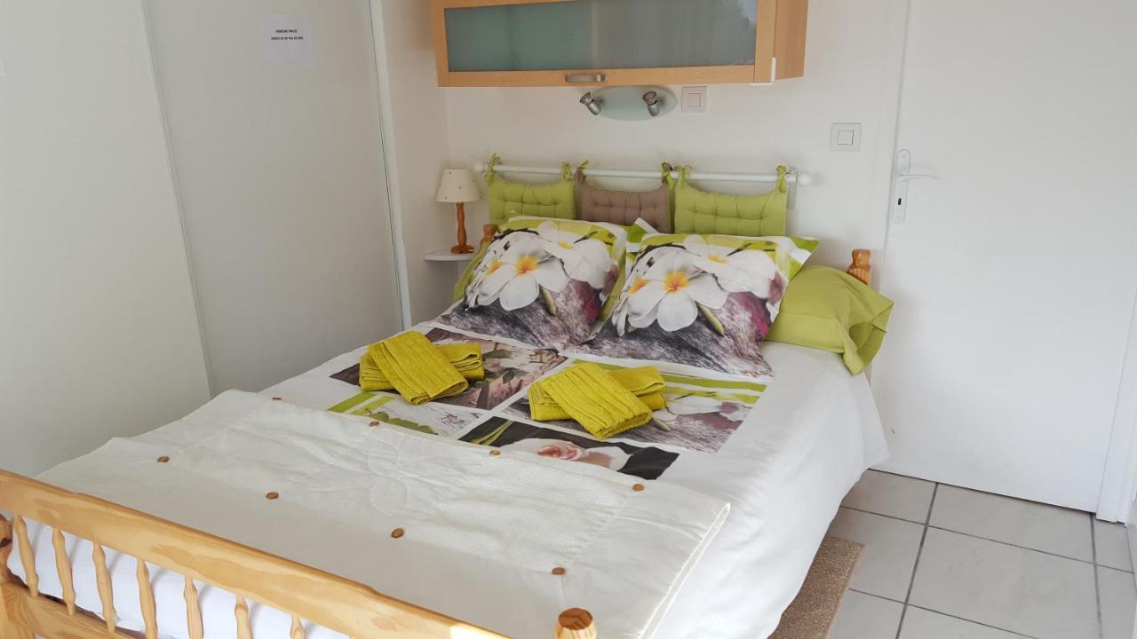 Chalet Entre Lac Et Volcan Murol Ngoại thất bức ảnh